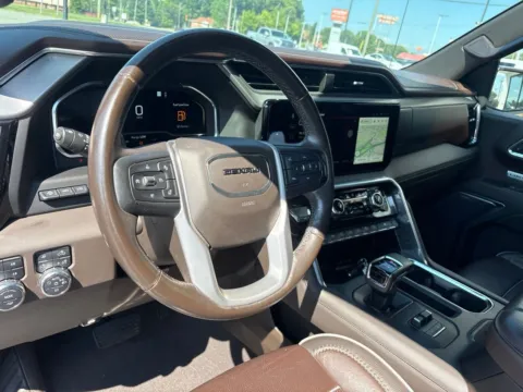 More photos of 2023 GMC Sierra 1500 Denali at Jerry Hunt Supercenter - Lexington, NC