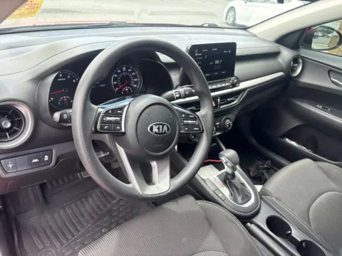 More photos of 2021 Kia Forte LXS at Jerry Hunt Supercenter - Lexington, NC
