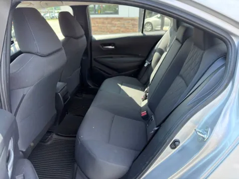 More photos of 2020 Toyota Corolla LE at Jerry Hunt Supercenter - Lexington, NC