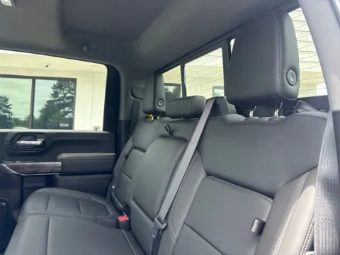 More photos of 2020 Chevrolet Silverado 2500HD LTZ at Jerry Hunt Supercenter - Lexington, NC