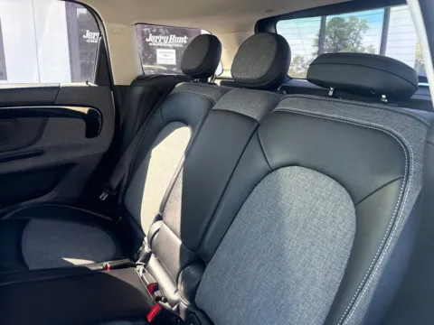 More photos of 2024 MINI Cooper S Countryman Signature at Jerry Hunt Supercenter - Lexington, NC
