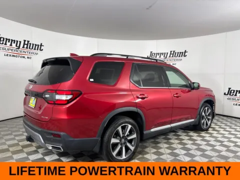 More photos of 2025 Honda Pilot Elite at Jerry Hunt Supercenter - Lexington, NC