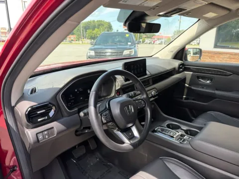 More photos of 2025 Honda Pilot Elite at Jerry Hunt Supercenter - Lexington, NC
