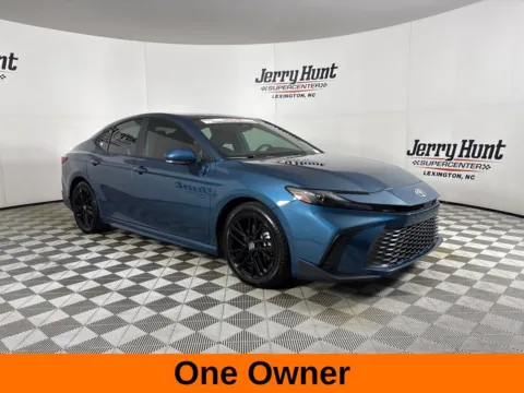 More photos of 2026 Toyota Camry SE at Jerry Hunt Supercenter - Lexington, NC