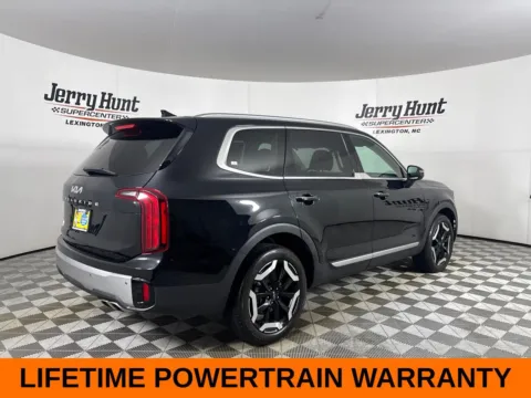 More photos of 2024 Kia Telluride S at Jerry Hunt Supercenter - Lexington, NC