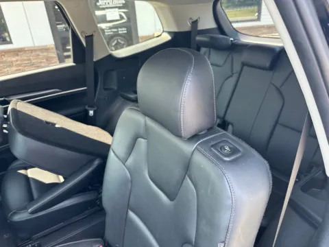 More photos of 2024 Kia Telluride S at Jerry Hunt Supercenter - Lexington, NC