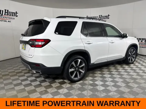 More photos of 2023 Honda Pilot Elite at Jerry Hunt Supercenter - Lexington, NC