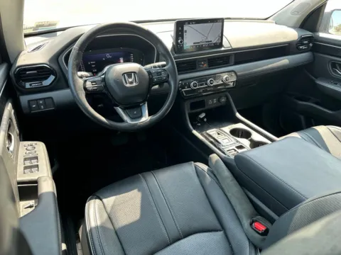 More photos of 2023 Honda Pilot Elite at Jerry Hunt Supercenter - Lexington, NC