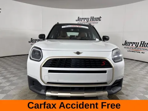 More photos of 2025 MINI Cooper S Countryman Iconic at Jerry Hunt Supercenter - Lexington, NC