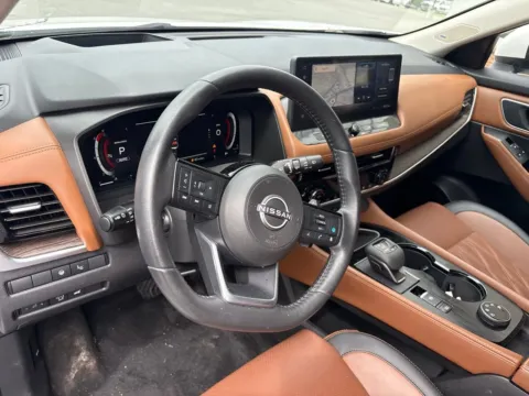 More photos of 2024 Nissan Rogue Platinum at Jerry Hunt Supercenter - Lexington, NC