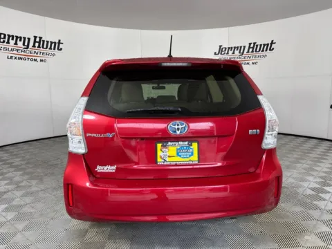 More photos of 2013 Toyota Prius v Two at Jerry Hunt Supercenter - Lexington, NC
