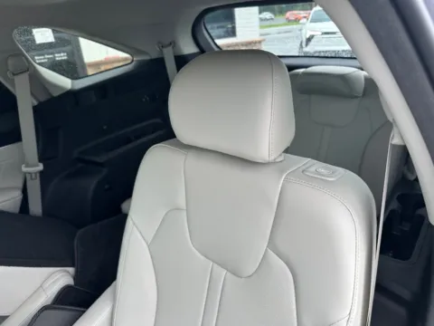 More photos of 2023 Kia Sorento SX at Jerry Hunt Supercenter - Lexington, NC