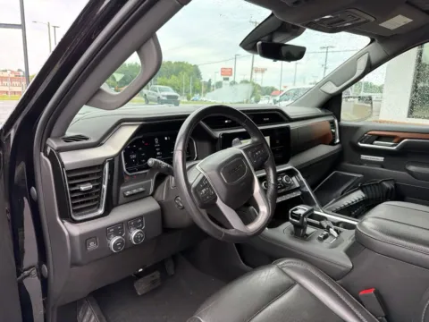 More photos of 2023 GMC Sierra 1500 Denali at Jerry Hunt Supercenter - Lexington, NC