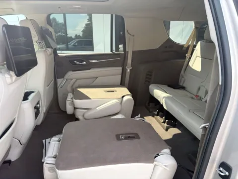 More photos of 2024 GMC Yukon XL Denali at Jerry Hunt Supercenter - Lexington, NC