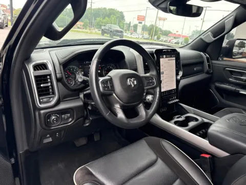 More photos of 2023 Ram 1500 Laramie at Jerry Hunt Supercenter - Lexington, NC