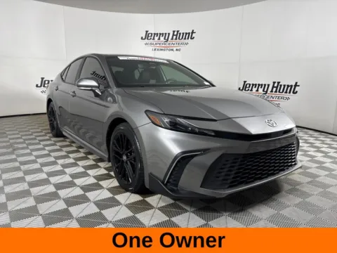 More photos of 2025 Toyota Camry SE at Jerry Hunt Supercenter - Lexington, NC