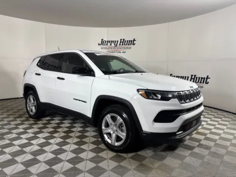 More photos of 2023 Jeep Compass Sport at Jerry Hunt Supercenter - Lexington, NC
