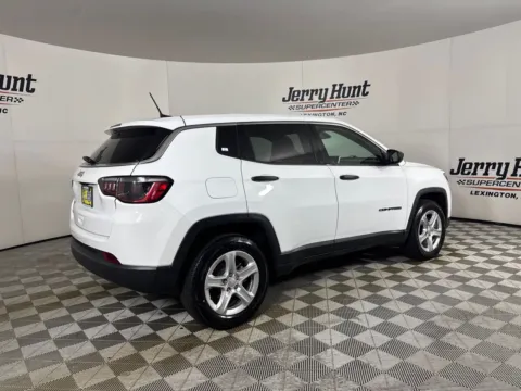 More photos of 2023 Jeep Compass Sport at Jerry Hunt Supercenter - Lexington, NC