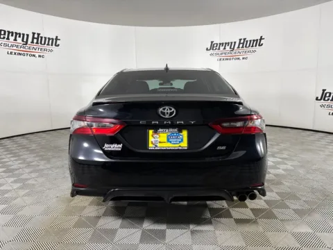 More photos of 2022 Toyota Camry SE at Jerry Hunt Supercenter - Lexington, NC