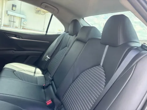 More photos of 2022 Toyota Camry SE at Jerry Hunt Supercenter - Lexington, NC