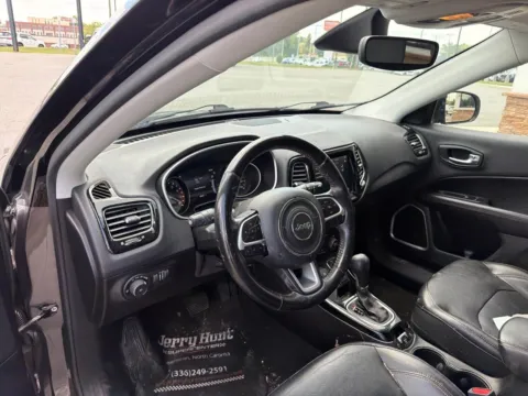 More photos of 2020 Jeep Compass Limited at Jerry Hunt Supercenter - Lexington, NC