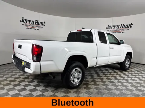 More photos of 2020 Toyota Tacoma SR at Jerry Hunt Supercenter - Lexington, NC