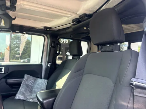 Another view of 2020 Jeep Gladiator Sport for sale in Lexington, NC at Jerry Hunt Supercenter - Lexington