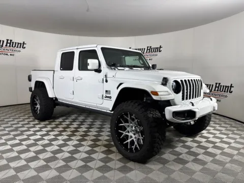 Another view of 2021 Jeep Gladiator Overland for sale in Lexington, NC at Jerry Hunt Supercenter - Lexington