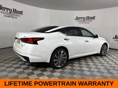 More photos of 2024 Nissan Altima 2.5 SL at Jerry Hunt Supercenter - Lexington, NC