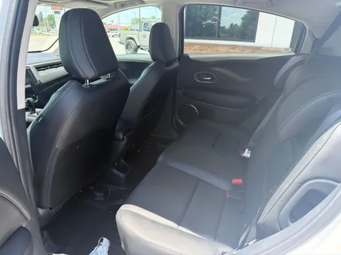 More photos of 2022 Honda HR-V EX-L at Jerry Hunt Supercenter - Lexington, NC
