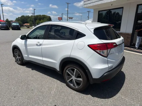 More photos of 2022 Honda HR-V EX-L at Jerry Hunt Supercenter - Lexington, NC