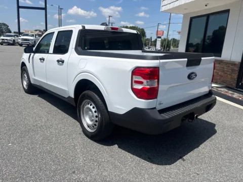 More photos of 2025 Ford Maverick XL at Jerry Hunt Supercenter - Lexington, NC