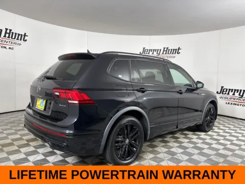 More photos of 2022 Volkswagen Tiguan 2.0T SE R-Line Black at Jerry Hunt Supercenter - Lexington, NC