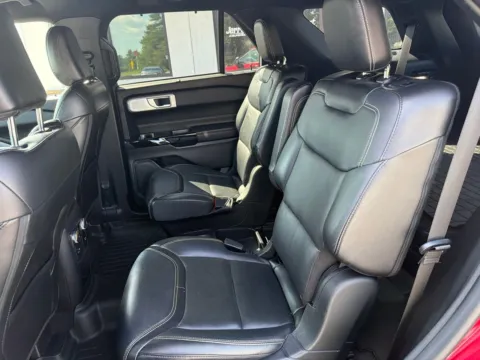 More photos of 2021 Ford Explorer ST at Jerry Hunt Supercenter - Lexington, NC