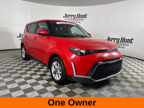 More photos of 2024 Kia Soul LX at Jerry Hunt Supercenter - Lexington, NC