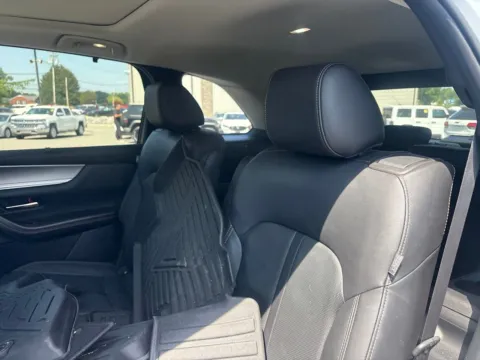 More photos of 2024 Mazda CX-90 3.3 Turbo Premium at Jerry Hunt Supercenter - Lexington, NC