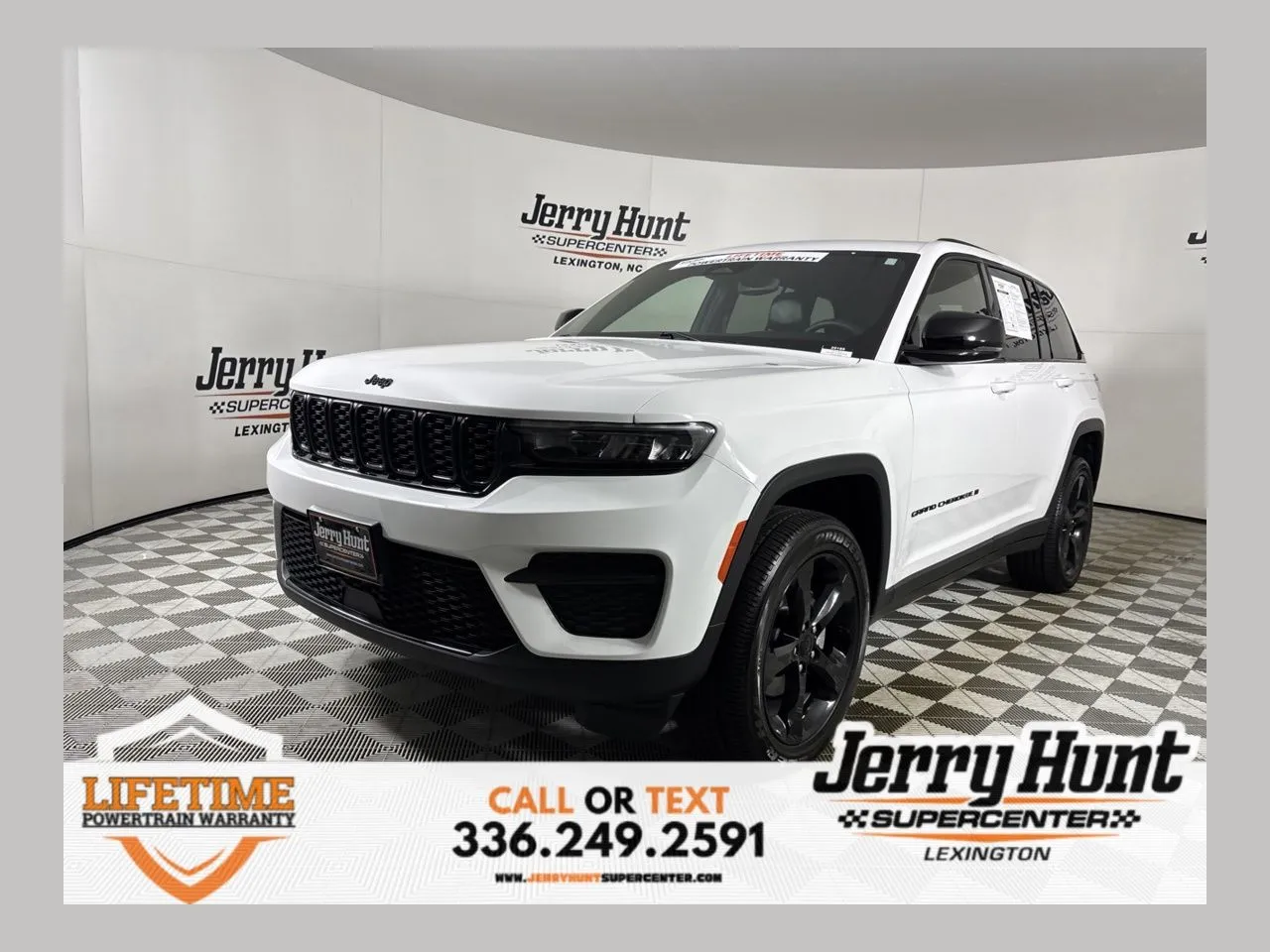White 2023 Jeep Grand Cherokee Altitude X for sale in Lexington, NC