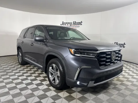 More photos of 2023 Honda Pilot EX-L at Jerry Hunt Supercenter - Lexington, NC