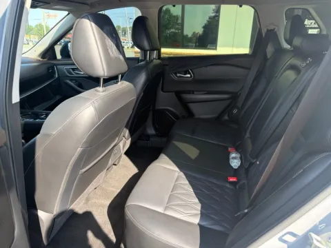 More photos of 2023 Nissan Rogue Platinum at Jerry Hunt Supercenter - Lexington, NC