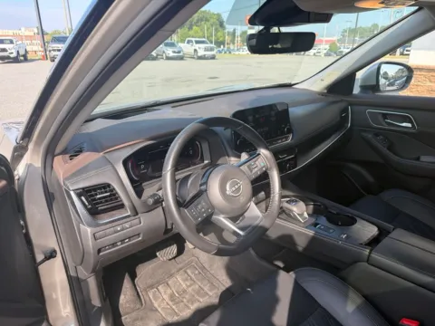 More photos of 2023 Nissan Rogue Platinum at Jerry Hunt Supercenter - Lexington, NC