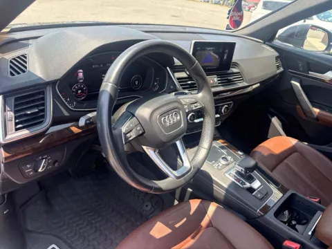 More photos of 2019 Audi Q5 2.0T Premium Plus at Jerry Hunt Supercenter - Lexington, NC