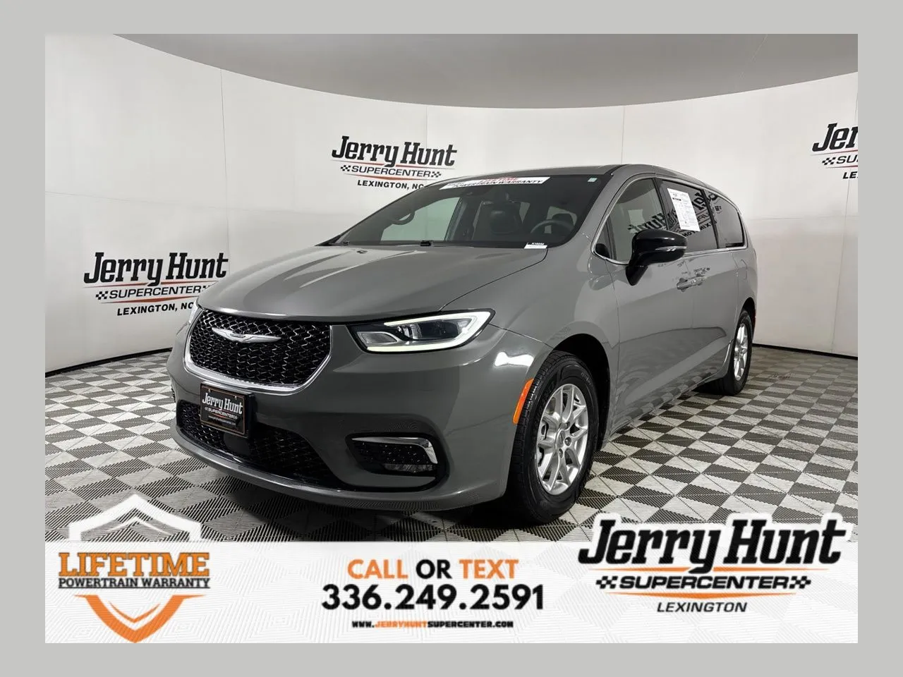 Gray 2025 Chrysler Pacifica Select for sale in Lexington, NC