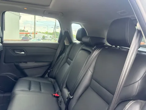 More photos of 2023 Nissan Rogue SL at Jerry Hunt Supercenter - Lexington, NC