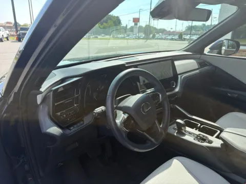 More photos of 2025 Lexus TX 350 Premium at Jerry Hunt Supercenter - Lexington, NC