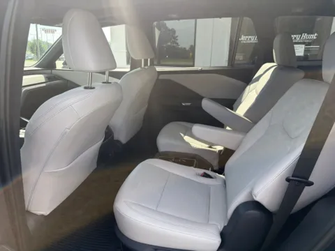 More photos of 2025 Lexus TX 350 Premium at Jerry Hunt Supercenter - Lexington, NC