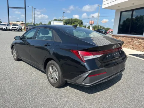 More photos of 2025 Hyundai Elantra SE at Jerry Hunt Supercenter - Lexington, NC