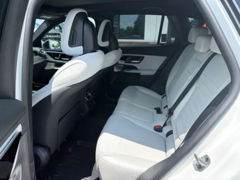More photos of 2025 Mercedes-Benz GLC 300 at Jerry Hunt Supercenter - Lexington, NC