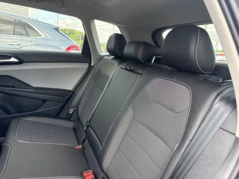 More photos of 2023 Volkswagen Taos 1.5T SE at Jerry Hunt Supercenter - Lexington, NC