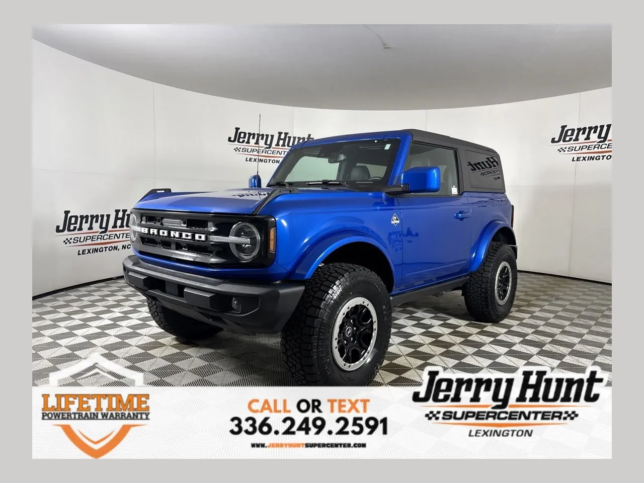 Blue 2022 Ford Bronco Outer Banks for sale in Lexington, NC