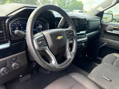 More photos of 2024 Chevrolet Silverado 1500 LT at Jerry Hunt Supercenter - Lexington, NC